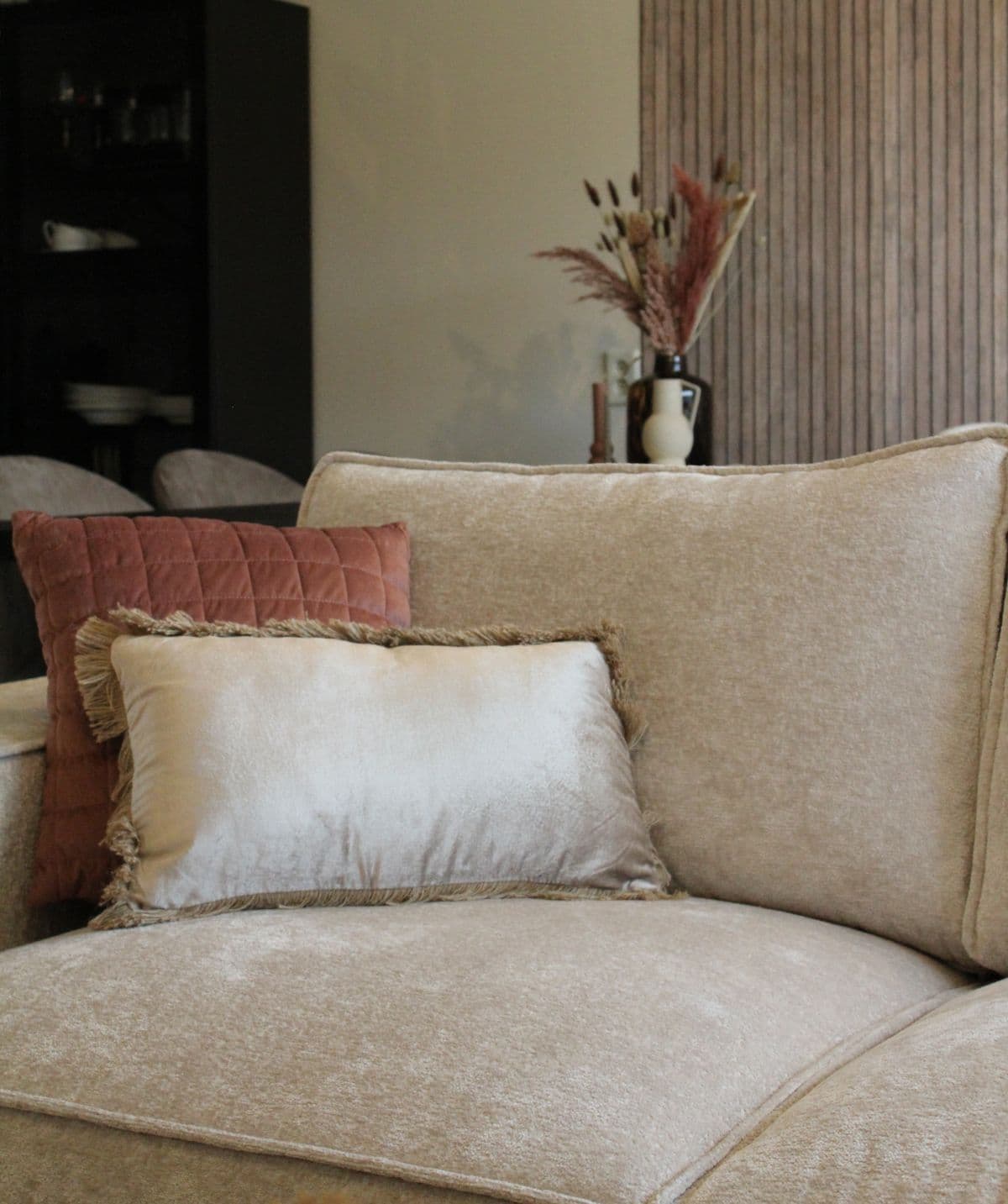 Quiet Grid Cushion