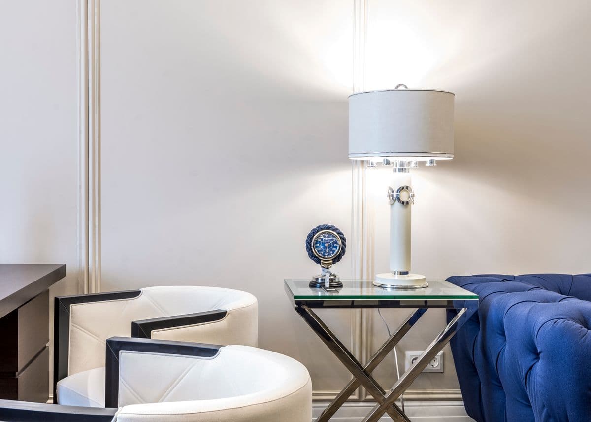 Quiet Room Lamp